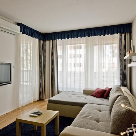 Corvin Lux Aparthotel Budapest Extérieur photo